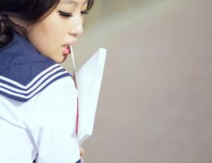AISS爱丝(钻石版) – 袜质感新玩法：陈雅漫的作品集，下载后领略不一样的风情