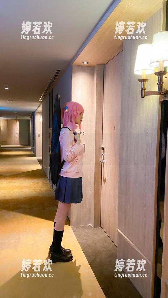 Arty亚缇的皮衣私房原图，谁说衣服不能有故事？