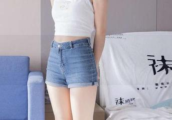 BoBoSocks袜啵啵 – 在线查看小甜豆的帆布鞋合集，哦，天哪，想买一双！