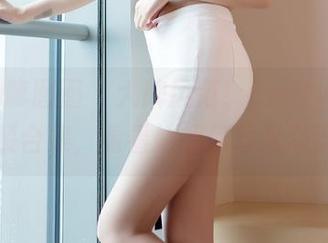 Feilin嗲囡囡 – 大牌风范！Emily尹菲的套装合集，看看她如何驾驭潮流？