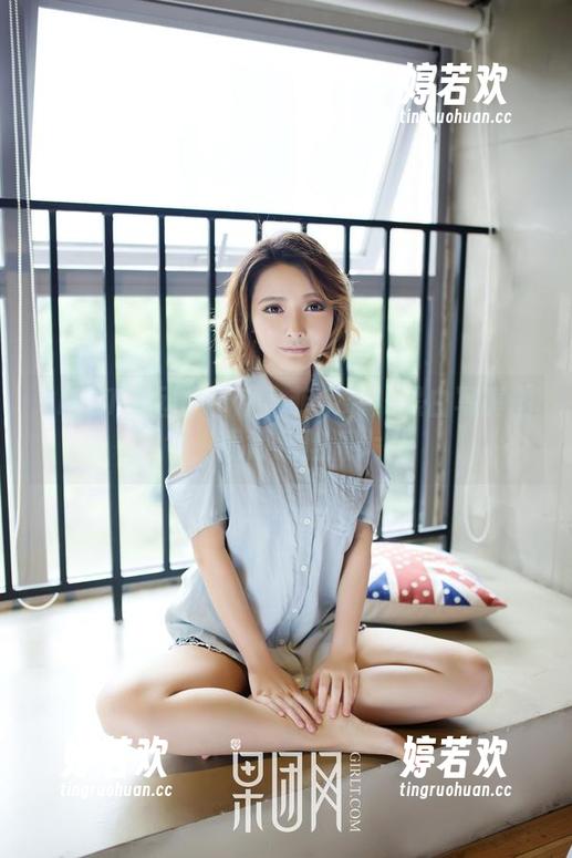 GIRLT果团网-龚玥菲 GIRLT果团网 - 龚玥菲来袭!黑白写真图包,看得我脑洞大开