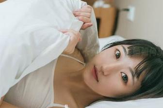 GIRLT果团网 – 龚玥菲全集：打卡纯白，看看她如何玩转单色调