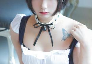 走进Hizzy(히지)红裙的世界，这套作品真让人惊艳！