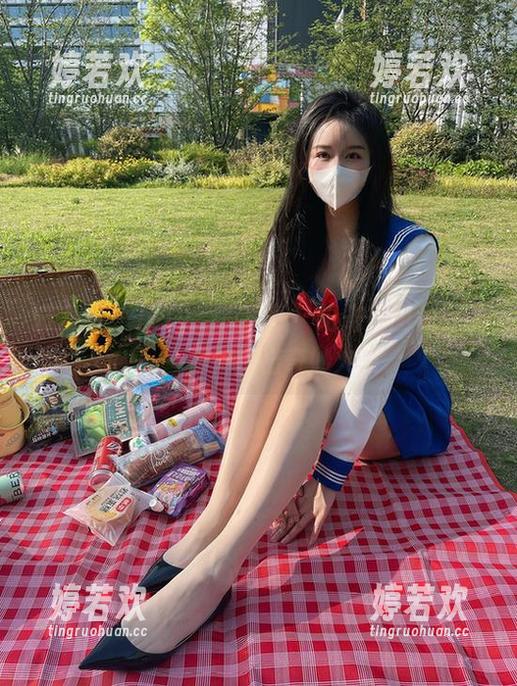 July芝岚 微密圈 - July芝岚女仆、阳光美图和壁纸——如何擦出奇妙火花
