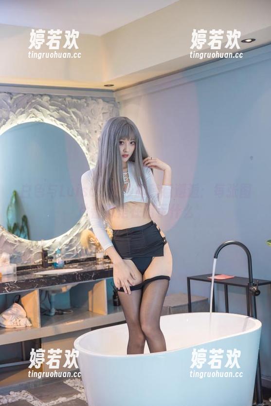 白色与Luisa_零纱的随意邂逅：每张图片都像是在暗示什么