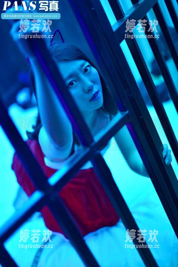 PANS写真 - 新模试镜就要大胆，卡卡的免费写真不容错过！