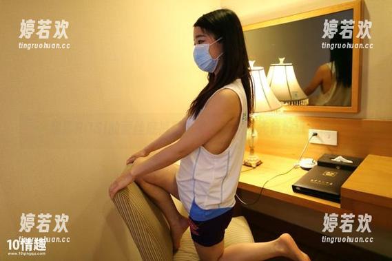想要ROSI的蕾丝底裤写真？下载之前先备好纸巾哦！