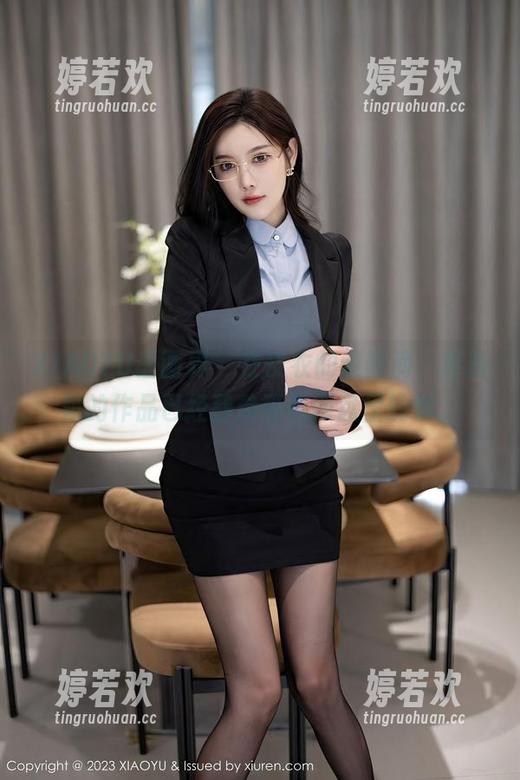 XIAOYU语画界-何嘉颖 XIAOYU语画界 - 在皮衣的缝隙间,何嘉颖的作品已经静静等候网盘里的你。
