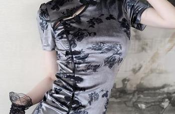 Xiuren秀人网 – 安琪Yee的校园冒险：写真中的细腻与美图的叙述