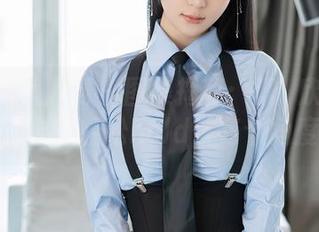 Xiuren秀人网 – 图集揭秘：戴渃欣如何在天台上轻松hold住每个角度
