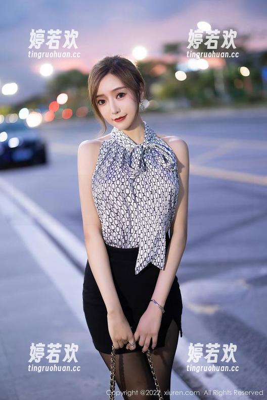 Xiuren秀人网-易阳Silvia Xiuren秀人网 - 难以抵挡的诱惑:易阳Silvia的福利写真,厨娘也能成女神