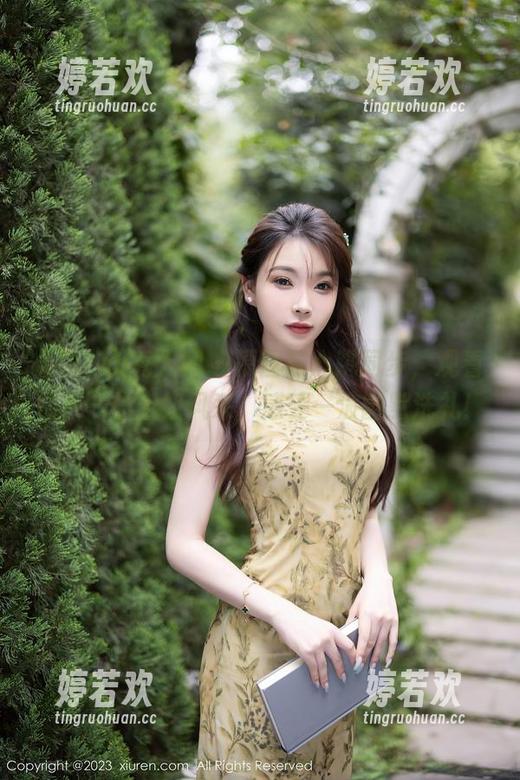 Xiuren秀人网 - 原图与心跳同步，观看林乐一的空姐风采，感受一波幽默洗礼！
