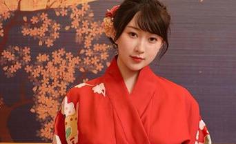 Xiuren秀人网 – 高清美图警告！糯美子MINIbabe的白丝瞬间，撩动你的所有感官。
