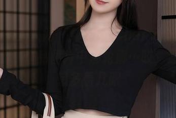 Xiuren秀人网 – 绯月樱-Chery的美腿真是绝了，作品图片中那轮廓…哎，忍不住想多看几眼