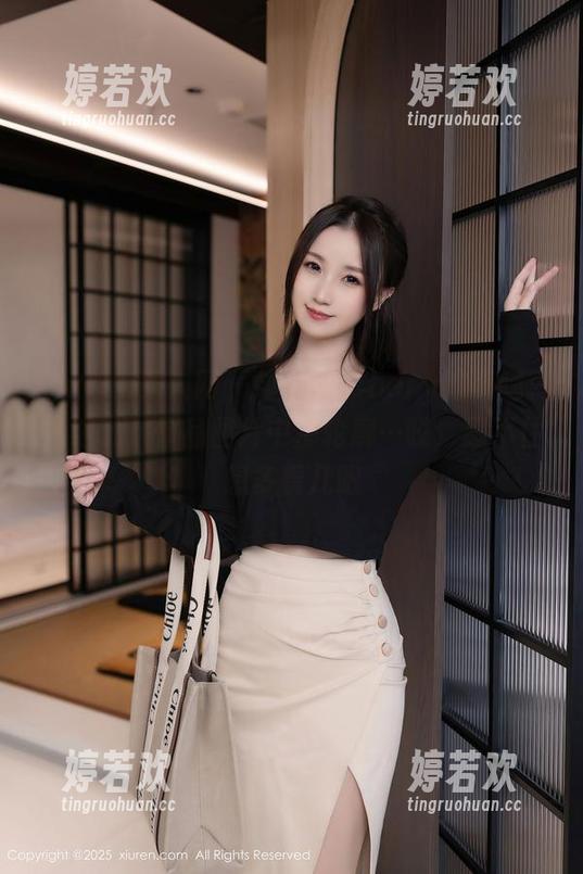 Xiuren秀人网 - 绯月樱-Chery的美腿真是绝了，作品图片中那轮廓…哎，忍不住想多看几眼