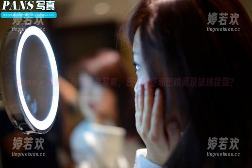 pans - 免费：薇妮天台写真，还有哪些私密瞬间没被捕捉到？