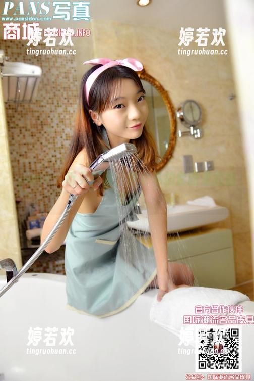 pans-默默 pans - 听见默默:少女私拍套图里的悄悄话