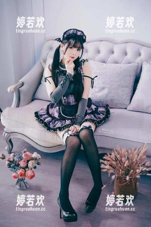 shimo霜月 高清看shimo霜月:牛奶不只是奶,还是灵魂深处的作品集!