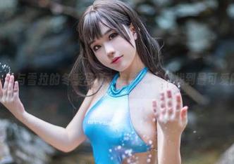 七七娜娜子与雪拉的冬季写真：谁能在雪里找到最可爱的一帧？