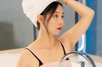丽柜 – 心心水手服魅力四射：高清美图，快来感受这股浪潮！