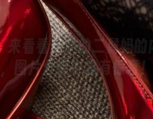微密圈 – 来看看保守的二舅妈的内衣魅力，图片分享中总有惊喜！