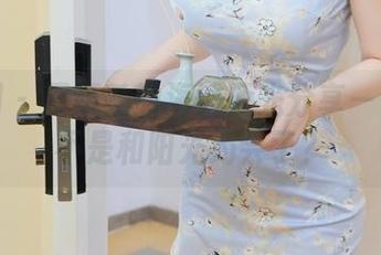 微密圈 – 周妍希的海滩风光分享——她是不是和阳光约会了？