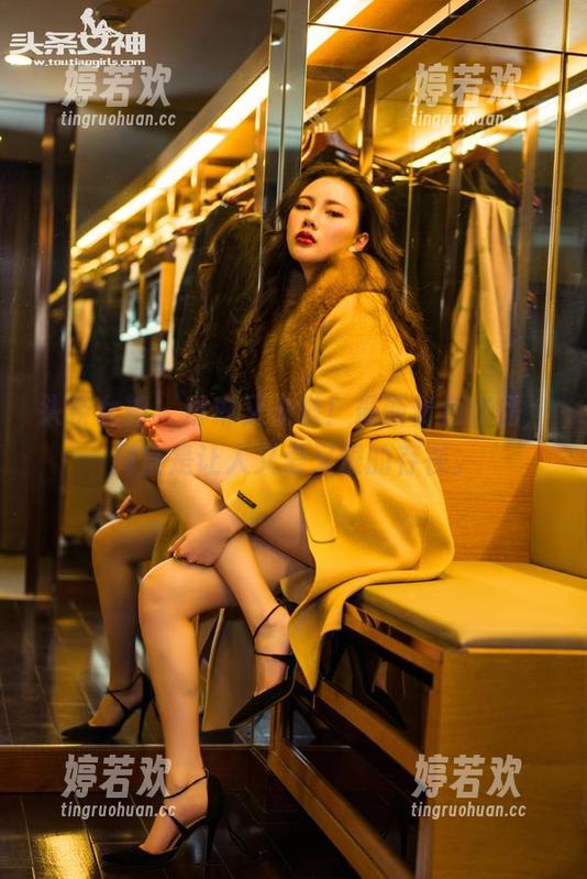 头条女神-琳琳 头条女神 - 琳琳又来啦!最新粉色作品,简直是让人又爱又恨的存在。