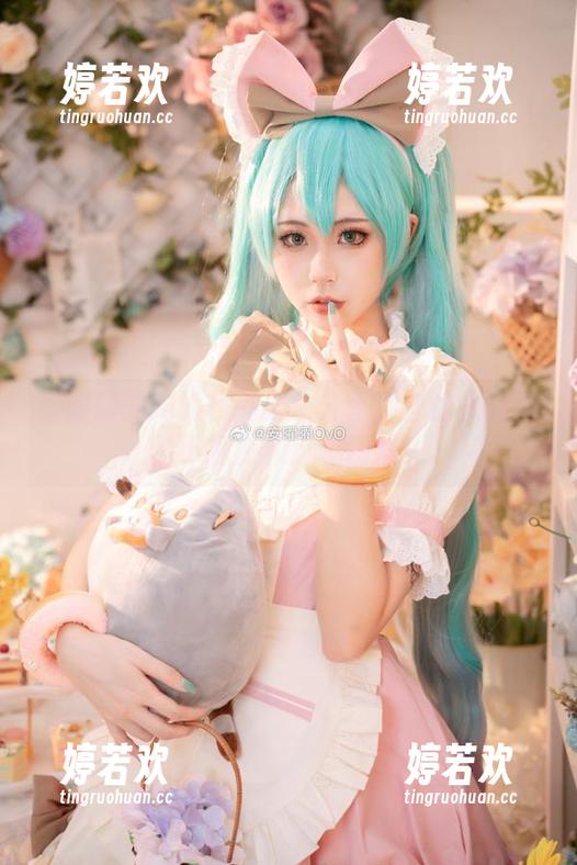 安曜曜的制服作品集：分享那些让人喷饭的小插曲和风趣瞬间！