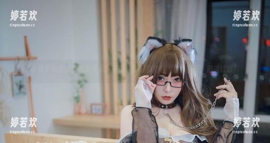 小泉学姐吖的黑白时光机：寻访光与影的交错，赶紧下载，别错过哦！