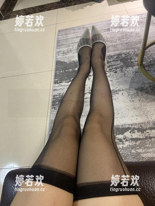 微密圈 - 小猫咪ck私房写真：内衣魅力悄然绽放
