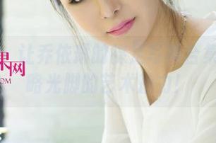 尤果网 – 让乔依琳的裸足写真合集带你领略光脚的艺术魅力！