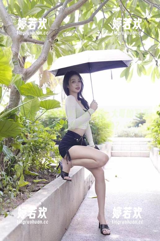 徐珺大哥 微密圈 - 连体衣大冒险!徐珺大哥的写真合集里藏着多少小插曲?