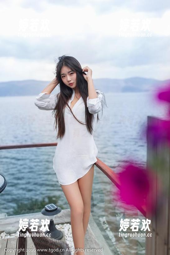 推女神-谢忱倬 推女神 - 当浴室遇上谢忱倬:神奇合集写真之旅