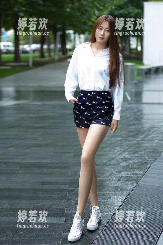 推女郎-土豆姐 推女郎 - 这么可爱的水手服,居然免费!土豆姐的套图真是不可错过
