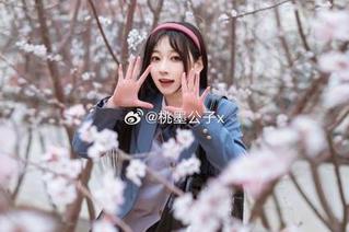 桃墨公子与泳装：高清原图解锁奇妙的水下幻想