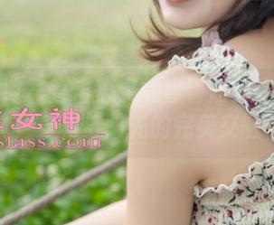 梦丝女神 – 直击心灵的雪馨短裤作品图库，身材与阳光的完美交融