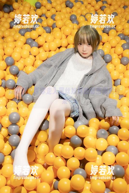 森萝财团 森萝财团带你走入黑丝妹妹的秘密闺房合集