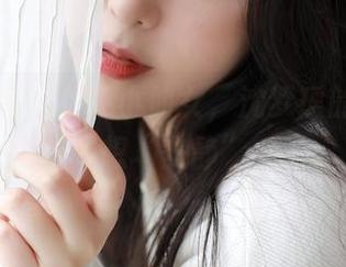 模范学院 – 女仆小仙女，沈梦瑶的美图壁纸让人想“安静”一下。