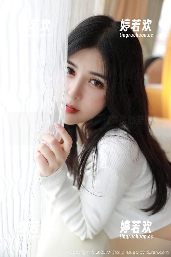 模范学院 - 女仆小仙女，沈梦瑶的美图壁纸让人想“安静”一下。