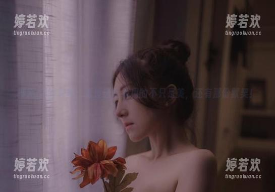 樱晚gigi写真：透过透明看见的不只是美，还有那份默契！