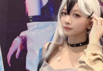 清青琴玖的图册：想和你一起，快来接收我的幽默攻击！