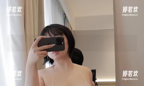 瑜瑾u 微密圈 - 瑜瑾u的自拍让人恍如置身梦中,美图下载是种自我安慰的快感。
