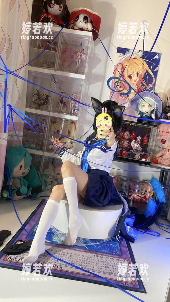 白栎Shirly泳装写真集又来新作，更新速度快得像我浑身冒汗的样子！
