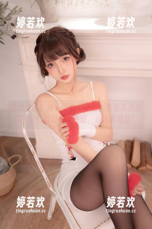 绝对企画！神乐坂真冬私拍：啦啦队少女的冬日热舞图集，注意，速冻未成型！