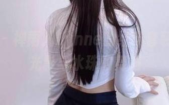 微密圈 – 禅雨儿Lynne的经典套装写真：光影与水珠的舞蹈