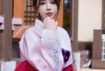 秀人网 – 俞漫网袜作品：光影与腿部的缠绵对话！