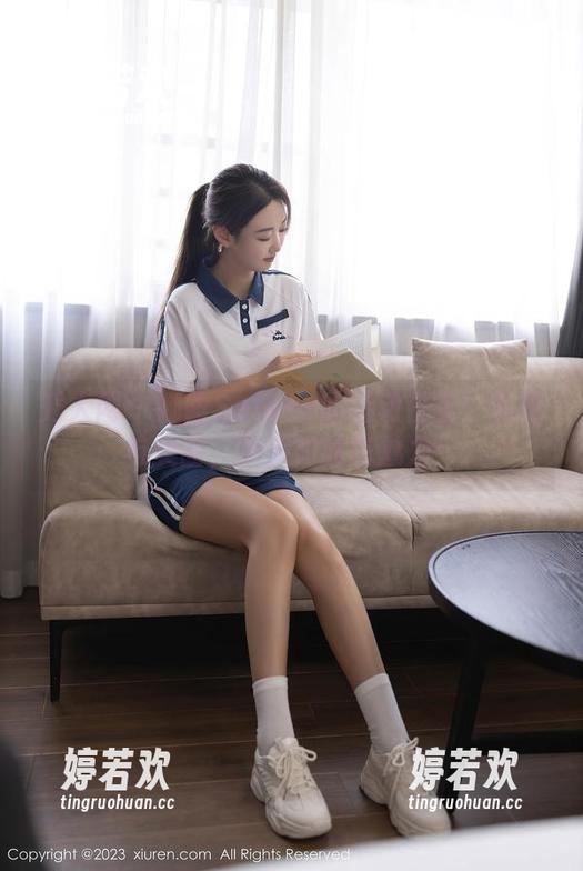 秀人网 - 娜露Selena的运动日常：私拍与美图，原来如此有魅力！