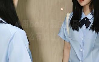 秀人网 – 小雨baby黑白写真：咦，这一张怎么有点让人想歪？