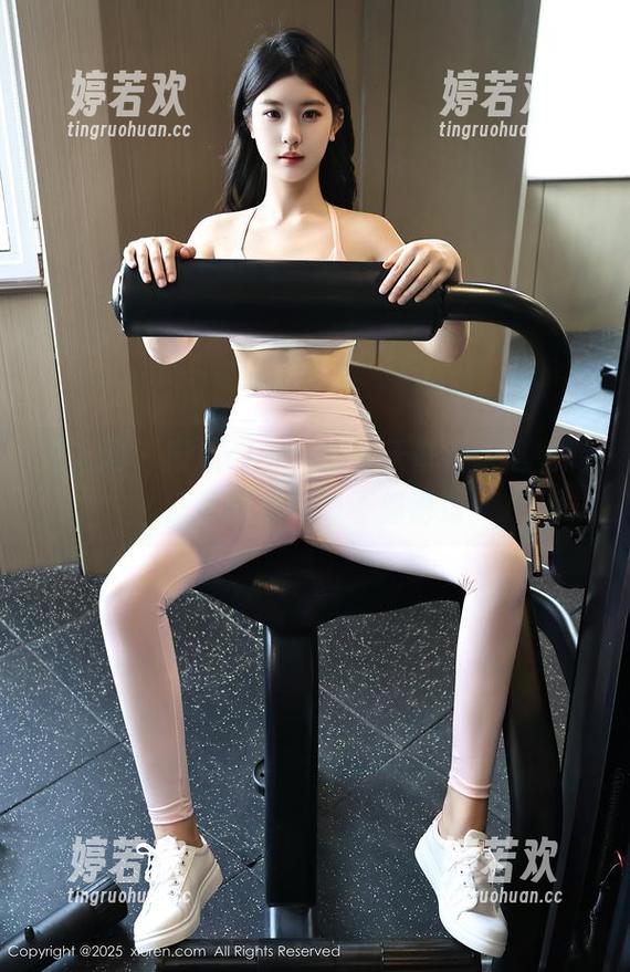 秀人网-筱慧cindy 秀人网 - 筱慧cindy的夏天奇观:这些高清美图你绝对不想错过