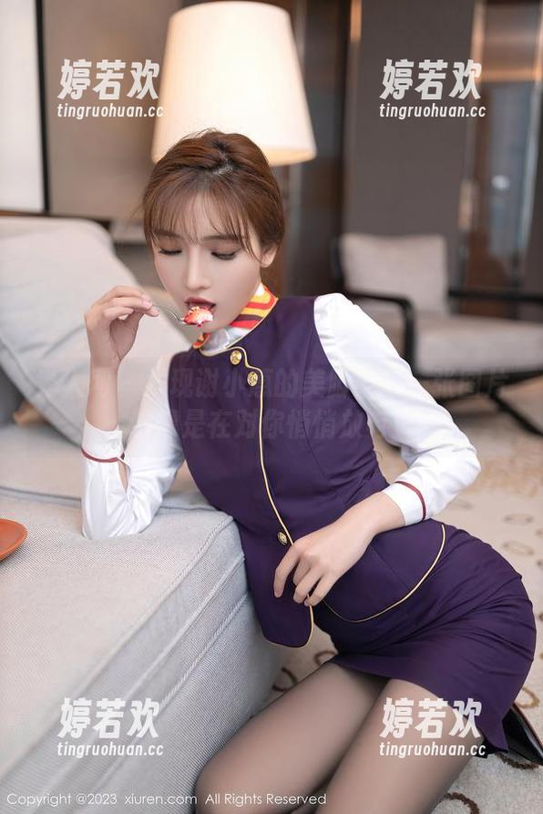 秀人网-谢小蒽 秀人网 - 发现谢小蒽的美脚:每一张图片都像是在对你悄悄放电!